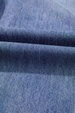 Cargar imagen en el visor de la galería, Dusk Blue High Rise Buttons Pleated Cropped Wide Leg Denim Pants