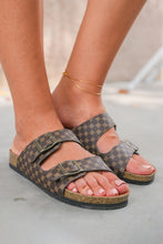 Cargar imagen en el visor de la galería, Coffee Geometric Print Cut Out Buckle PU Leather Flat Slippers