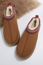 Cargar imagen en el visor de la galería, Chestnut Suede Contrast Print Plush Lined Snow Boots