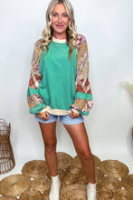 Cargar imagen en el visor de la galería, Sky Blue Plus Size Plaid Floral Patchwork Raglan Sleeve Sweatshirt