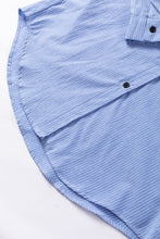 Cargar imagen en el visor de la galería, Sky Blue Stripe Roll-tab Sleeve Pocketed Long Shirt