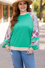 Cargar imagen en el visor de la galería, Sky Blue Plus Size Plaid Floral Patchwork Raglan Sleeve Sweatshirt
