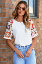 Cargar imagen en el visor de la galería, White Floral Crochet Short Sleeve Top