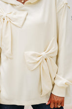 Cargar imagen en el visor de la galería, White Solid Color Cute Bow Detail Loose Hoodie