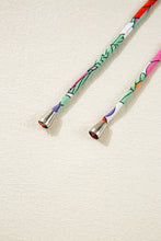 Cargar imagen en el visor de la galería, Red Floral Tie Split Neck Ruffle Puff Sleeve Blouse