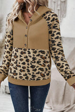 Cargar imagen en el visor de la galería, Light French Beige Leopard Print Patchwork Raglan Sleeve Half Buttons Hoodie