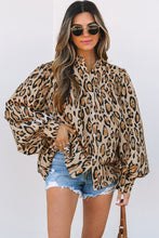 Cargar imagen en el visor de la galería, Light French Beige Oversized Leopard Print Balloon Sleeve Casual Shirt
