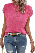 Cargar imagen en el visor de la galería, Bright Pink Lattice Textured Knit Short Sleeve Top