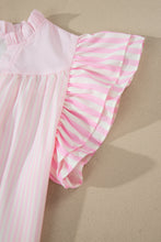 Cargar imagen en el visor de la galería, Pink Stripe Contrast Trim V Neck Flutter Sleeve Blouse
