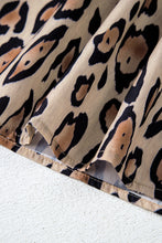 Cargar imagen en el visor de la galería, Light French Beige Oversized Leopard Print Balloon Sleeve Casual Shirt