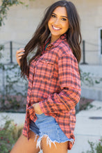 Cargar imagen en el visor de la galería, Red Plaid Long Sleeeve Side Split Distressed Hem Shirt