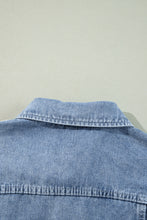 Load image into Gallery viewer, Beau Blue Ruffle Raw Hem Flap Pockets Denim Jacket