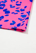 Load image into Gallery viewer, Rose Contrast Leopard Print Plus Size V Neck Blouse