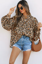 Cargar imagen en el visor de la galería, Light French Beige Oversized Leopard Print Balloon Sleeve Casual Shirt