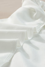 Cargar imagen en el visor de la galería, White Solid Color Scalloped Ruffle Sleeve Top