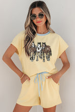 Cargar imagen en el visor de la galería, Yellow Cream Ribbed Knit Two Piece Set Sequin Horse Patched Casual Short Set