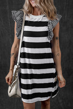 Cargar imagen en el visor de la galería, Black Stripe Contrast Ruffled Sleeve T-shirt Dress
