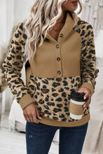 Cargar imagen en el visor de la galería, Light French Beige Leopard Print Patchwork Raglan Sleeve Half Buttons Hoodie