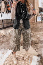 Cargar imagen en el visor de la galería, Myosotis Buttoned Front Slit Denim Vest