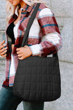 Cargar imagen en el visor de la galería, Black Quilted Zipper Large Shoulder Bag