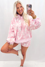 Cargar imagen en el visor de la galería, Pink Abstract Print Loose Hoodie Slim Shorts 2pcs Set