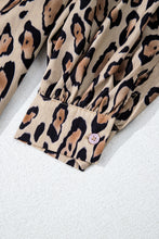 Cargar imagen en el visor de la galería, Light French Beige Oversized Leopard Print Balloon Sleeve Casual Shirt