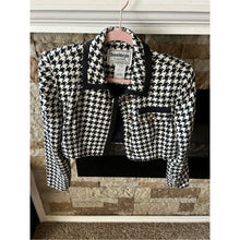 Load image into Gallery viewer, Vintage Donna Morgan Black & White Houndstooth Cropped Blazer with Gold Buttons