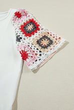 Cargar imagen en el visor de la galería, White Floral Crochet Short Sleeve Top