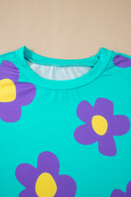 Cargar imagen en el visor de la galería, Sky Blue Floral Color Block Long Sleeve Loose Top