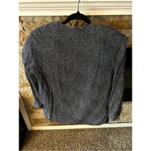 Cargar imagen en el visor de la galería, Vintage Reversible Women's Blazer - White & Black 2-in-1 Jacket Leaves/Polka Dot