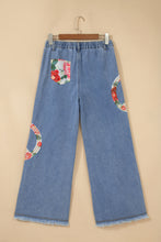 Cargar imagen en el visor de la galería, Myosotis Floral Peace Sign Embroidered Patch Wide Leg Jeans