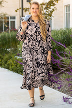Load image into Gallery viewer, Black Plus Size Floral Printed Puff Sleeve Collared Maxi Dress