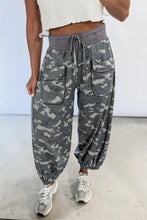 Load image into Gallery viewer, Multicolour Drawstring Contrast Waistband Camouflage Joggers Pants