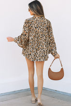 Cargar imagen en el visor de la galería, Light French Beige Oversized Leopard Print Balloon Sleeve Casual Shirt
