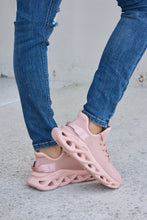 Cargar imagen en el visor de la galería, Pink Mesh Breathable Platform Athletic Shoes