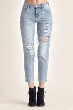Cargar imagen en el visor de la galería, RISEN Distressed Slim Cropped Jeans