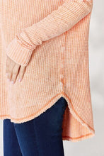 Cargar imagen en el visor de la galería, Zenana Tan Oversized Washed Waffle Long Sleeve Top