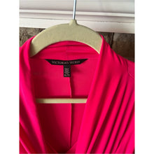 Cargar imagen en el visor de la galería, Victoria's Secret Hot Pink Wrap-Front Midi Dress
