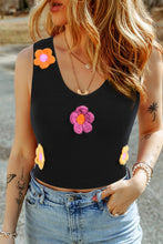 Cargar imagen en el visor de la galería, Black 3D Flower Decor Cropped Sweater Vest
