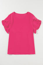 Cargar imagen en el visor de la galería, Bright Pink Ruffled Short Sleeve Plus Size Top
