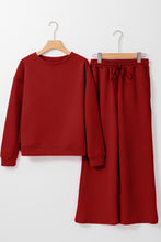 Cargar imagen en el visor de la galería, Red Dahlia Ultra Loose Textured 2pcs Slouchy Outfit
