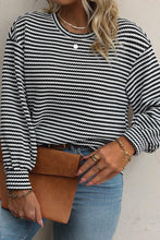 Cargar imagen en el visor de la galería, Black Stripe Drop Shoulder Puff Long Sleeve O Neck Plus Size T Shirt
