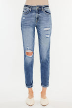 Cargar imagen en el visor de la galería, Kancan High Rise Distressed Mom Jeans
