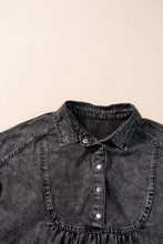 Cargar imagen en el visor de la galería, Black Acid Wash Button Front Collared Short Sleeve Denim Dress
