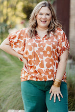 Cargar imagen en el visor de la galería, Orange Plus Size Floral Print Drawstring V Neck Short Sleeve Blouse
