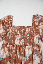 Cargar imagen en el visor de la galería, Brown Floral Print Shirred Square Neck High Waist Maxi Dress
