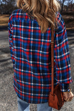 Cargar imagen en el visor de la galería, Navy Blue Plaid Flap Pocket Button Up Shacket
