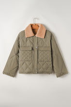 Cargar imagen en el visor de la galería, Jungle Green Teddy Collar Flap Pockets Quilted Puffer Jacket
