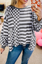 Cargar imagen en el visor de la galería, Dark Grey Checkerboard Striped Patchwork Lantern Sleeve Pocketed Blouse
