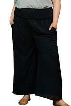 Cargar imagen en el visor de la galería, Black Shirred High Waist Plus Size Wide Leg Pants
